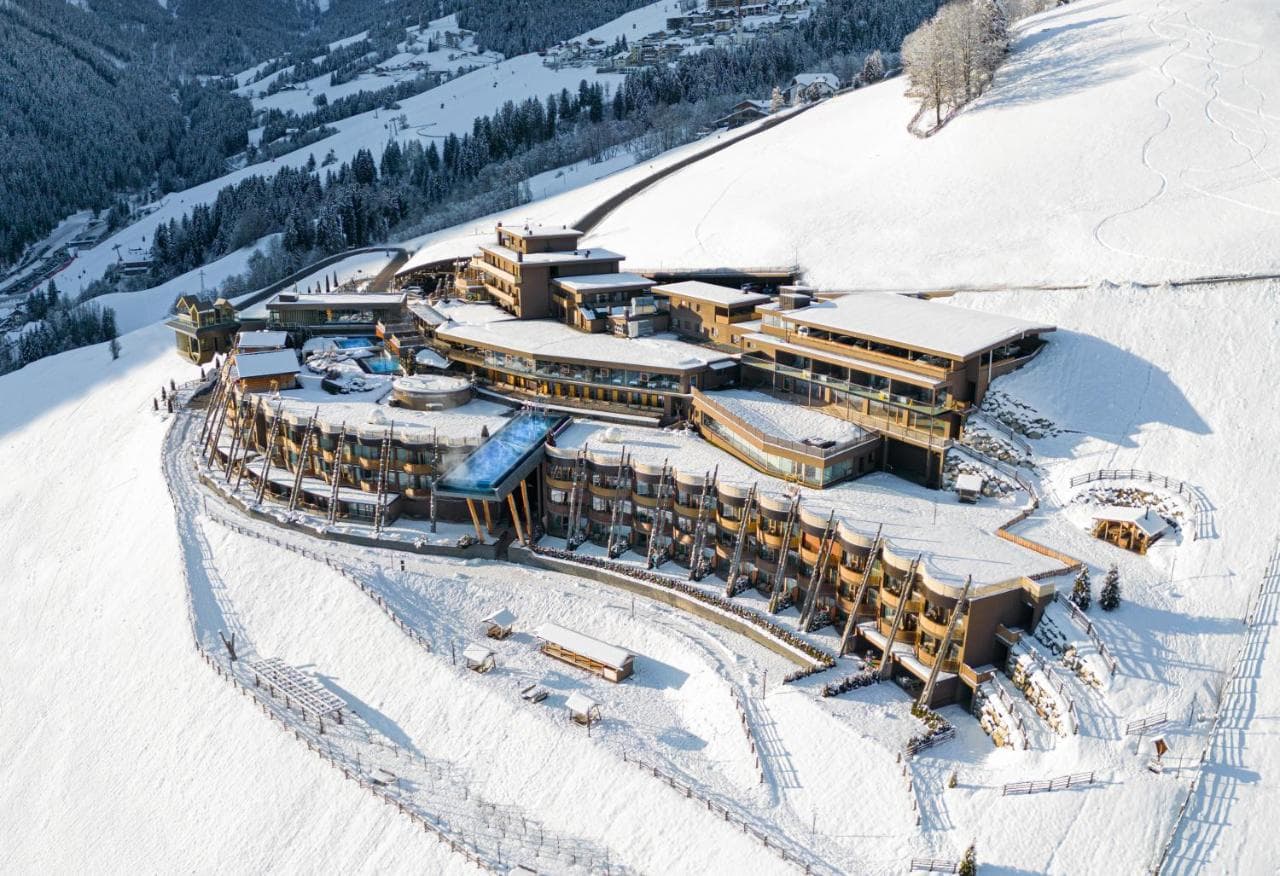 Alpin Panorama Hotel Hubertus - 3